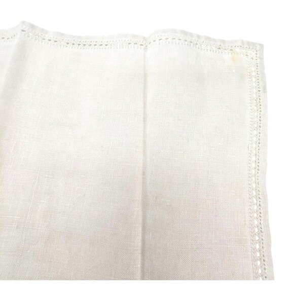 Vintage Irish Linen Napkin With Intricate Corner Lace Design 15" x 16" jj3800 - Picture 5 of 7